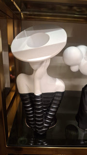 Creative Modern Face Planter Statue – 11 x 5 Inch | Elegant White Home Decor Showpiece