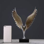 Winged Wonders Showpiece