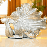 Epitome Fish Showpiece
