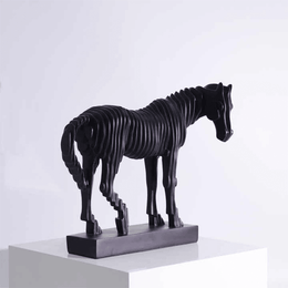 Graceful Echoes Horse Showpiece