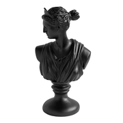 Grandeur Lady Statue Showpiece